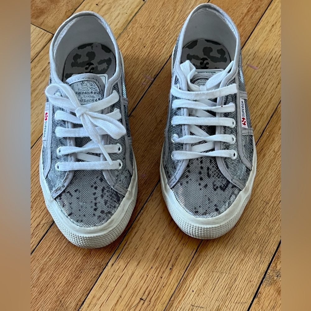 Superga girl’s sneakers size 30